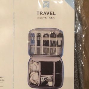 NEW! Travel bag for digital items